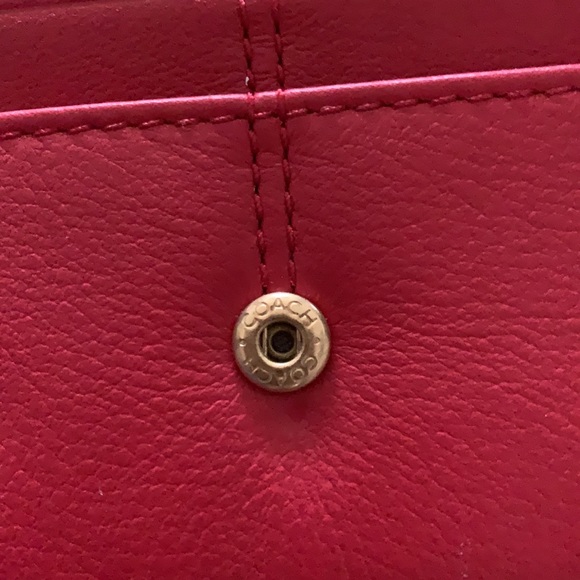 Coach Taylor Coral Colored Leather Flap Wallet - Picture 9 of 10